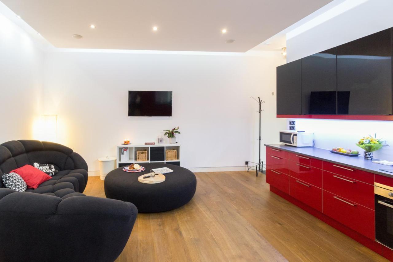 Modern, Stylish And Comfy In Trendy Jewish Quarter Apartment Krakow Luaran gambar