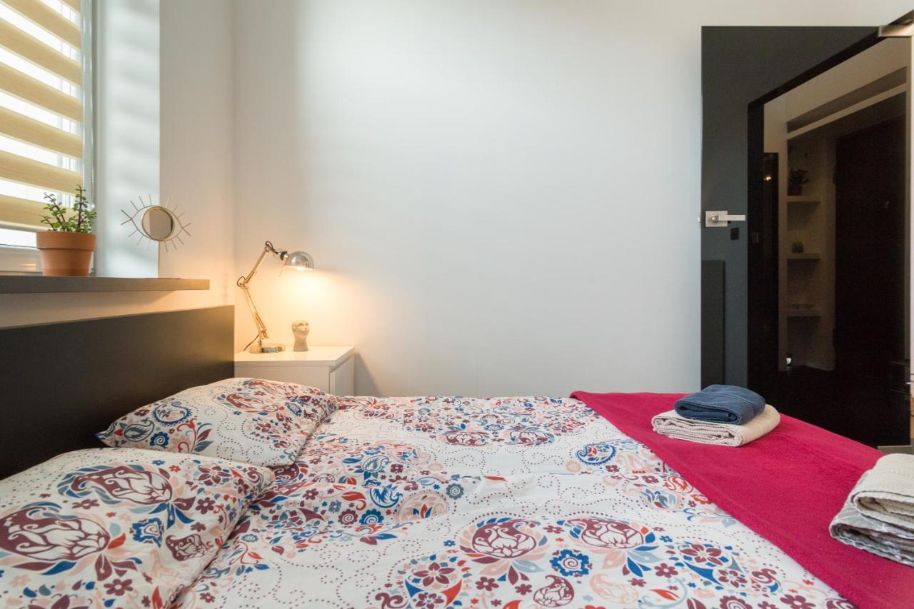 Modern, Stylish And Comfy In Trendy Jewish Quarter Apartment Krakow Luaran gambar